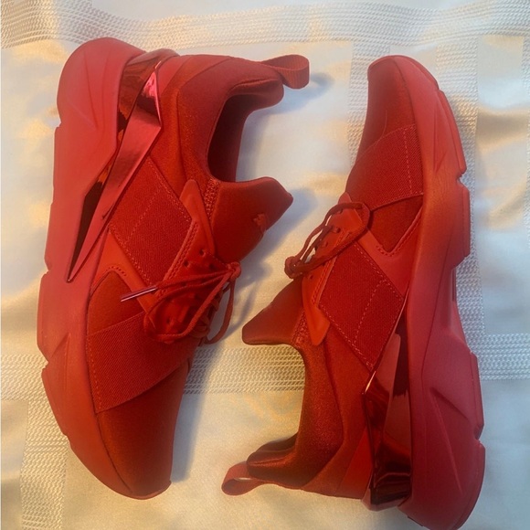 PUMA Muse X5 Metal Athletic Shoe - High Risk Red - Picture 5 of 8